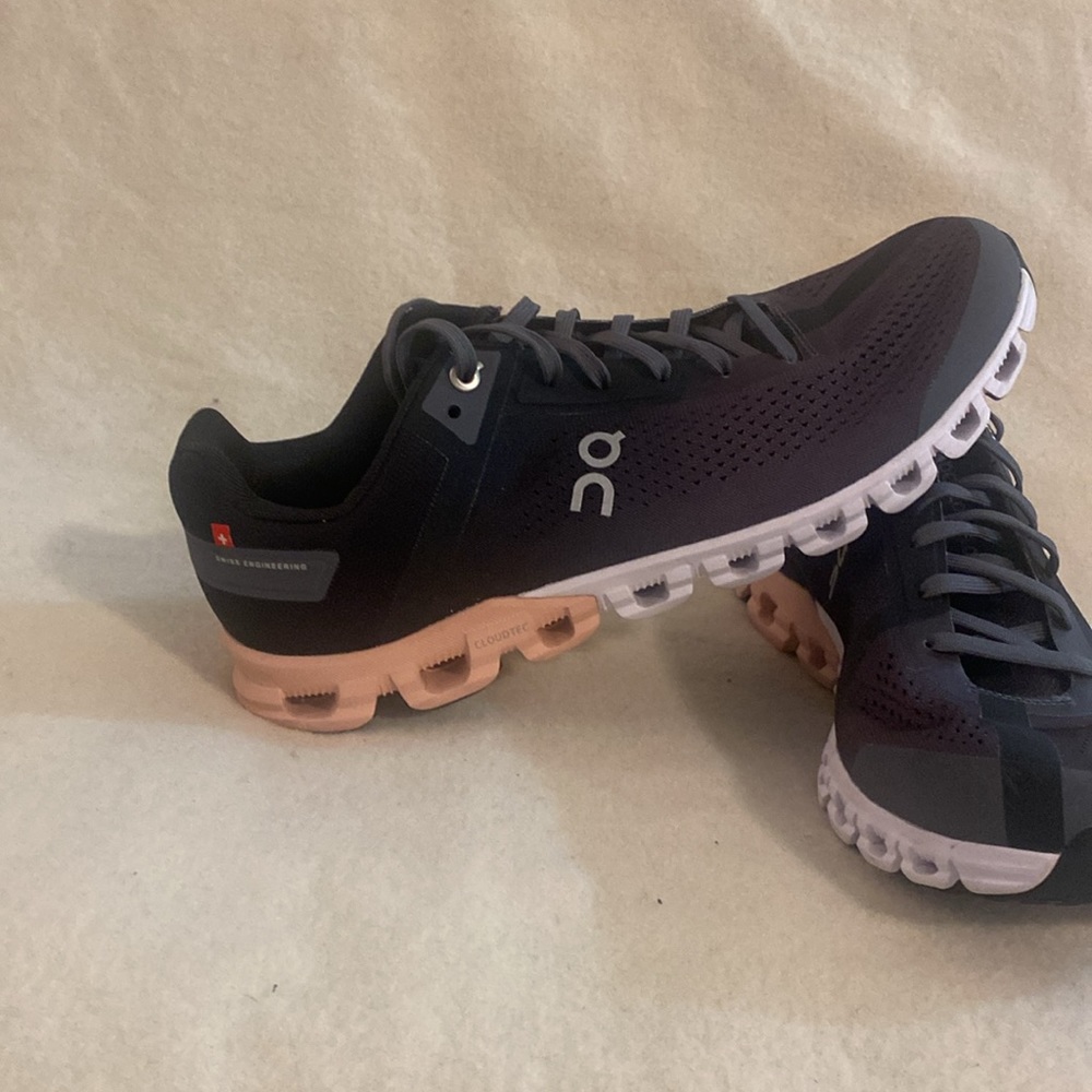 On Cloud. Cloud Flow Running Cross Training Sneak… - image 3